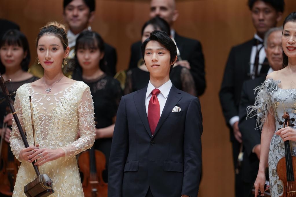 羽生結弦出席中日邦交正?；?0周年紀念活動
