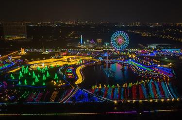 浙江寧波：避高溫，夜游旺
