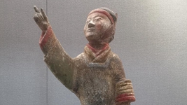 這里的西漢彩繪兵馬俑，比秦始皇兵馬俑發(fā)現(xiàn)還要早9年！