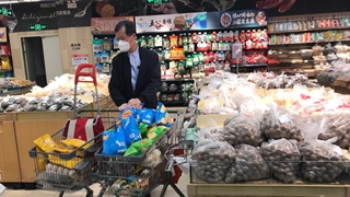 “掃碼”、兩米線……上海復(fù)商復(fù)市現(xiàn)場直擊