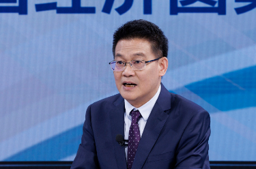 政策有助于擴大金融機構(gòu)投向?qū)嶓w經(jīng)濟的資金規(guī)模