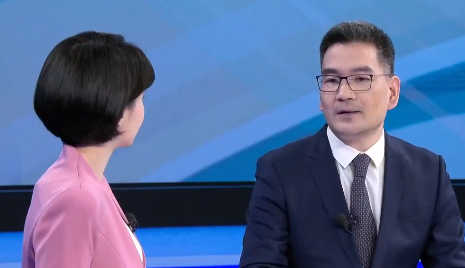 老百姓關(guān)心的事也就是政府工作報告要強調(diào)的事