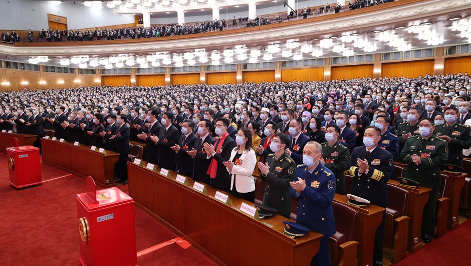 十四屆全國人大一次會(huì)議舉行第五次全體會(huì)議
