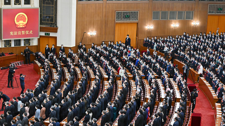 十四屆全國人大一次會(huì)議舉行第五次全體會(huì)議